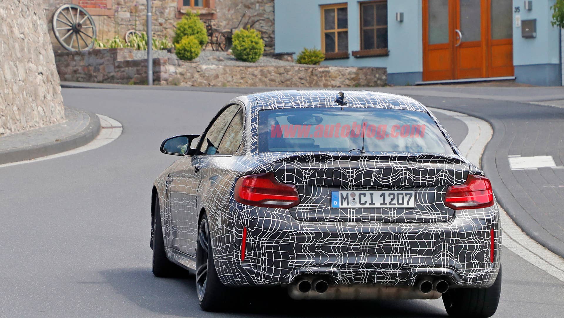 BMW M2 CS