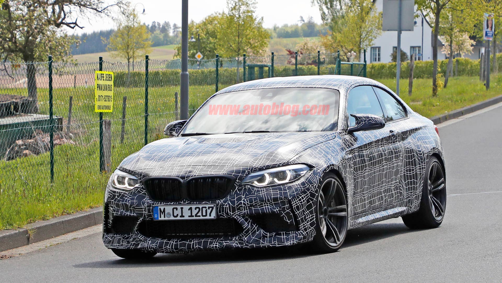 BMW M2 CS