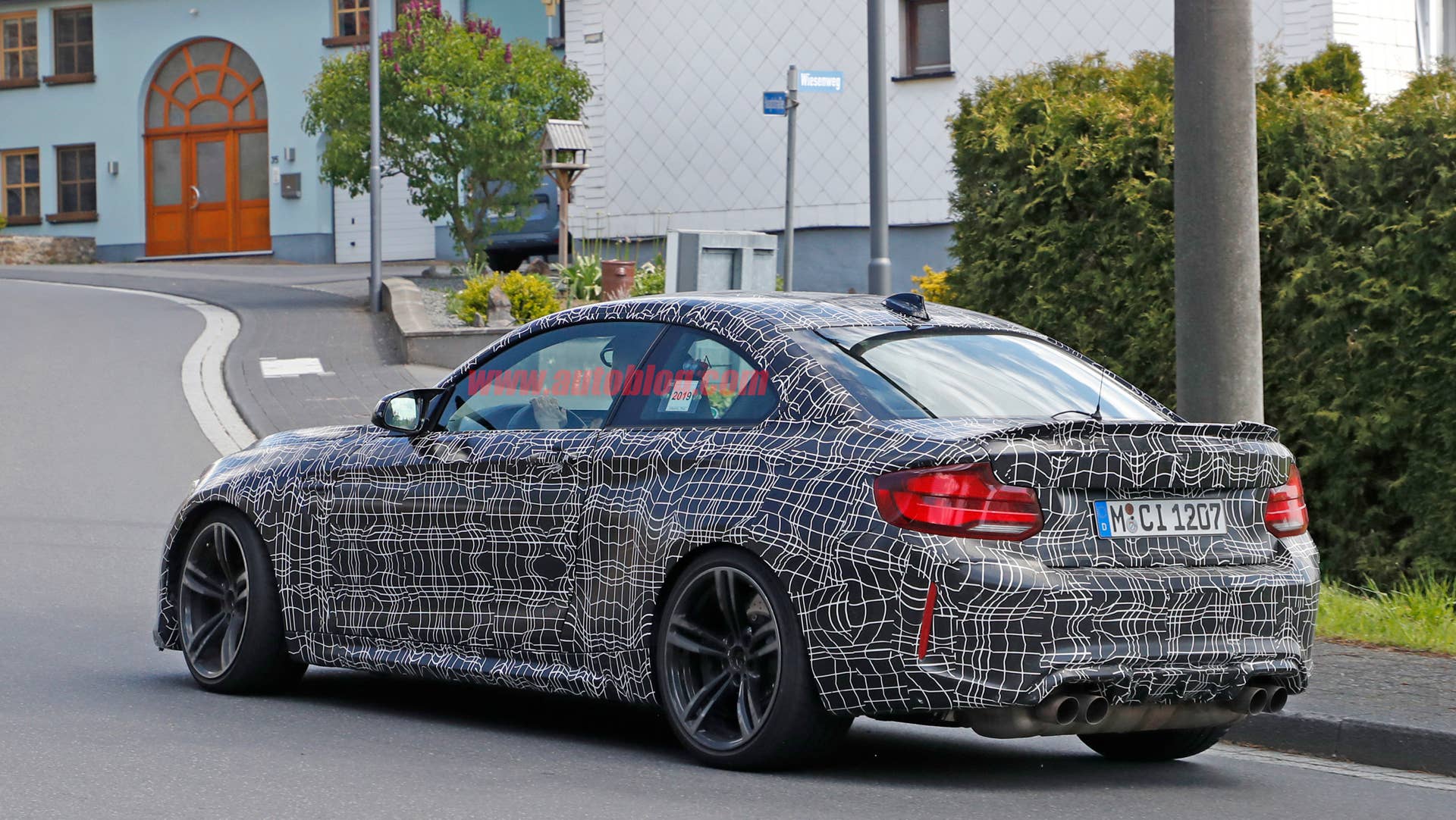 BMW M2 CS