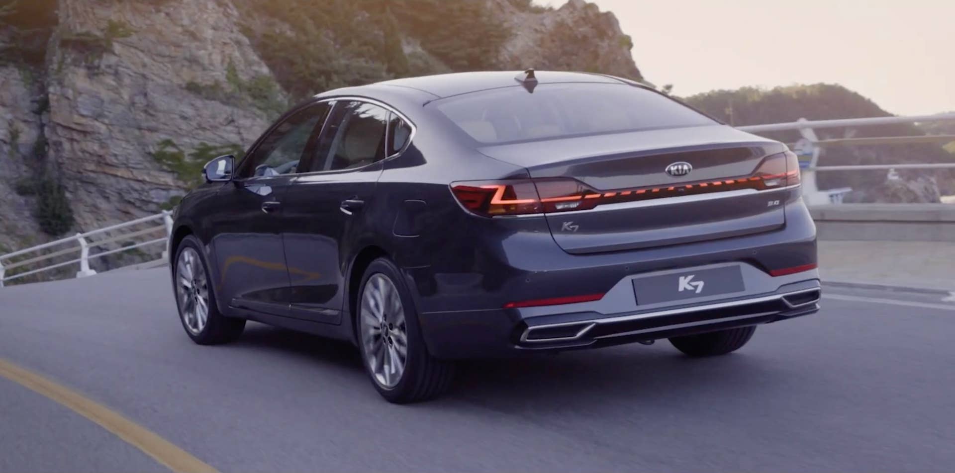 2020 Kia Cadenza