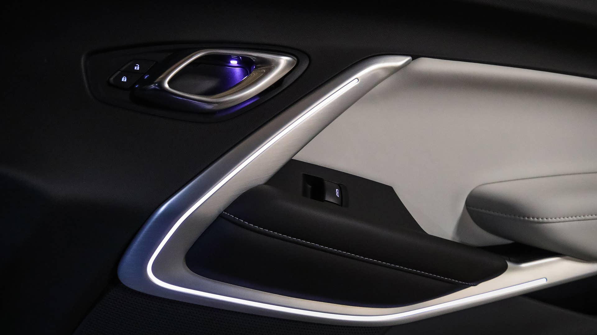 2019 Chevy Camaro SS 10-Speed