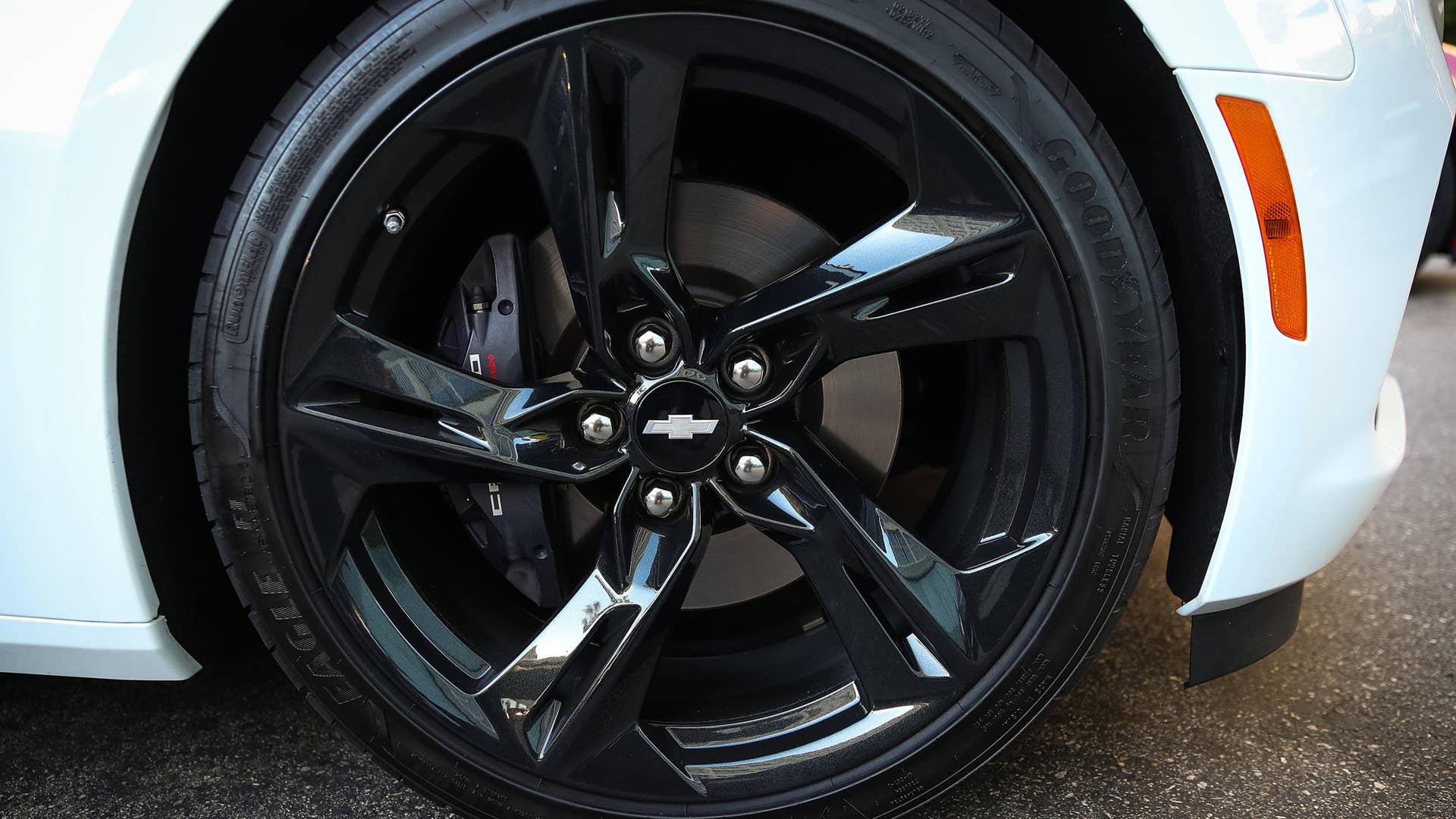 2019 Chevy Camaro SS 10-Speed