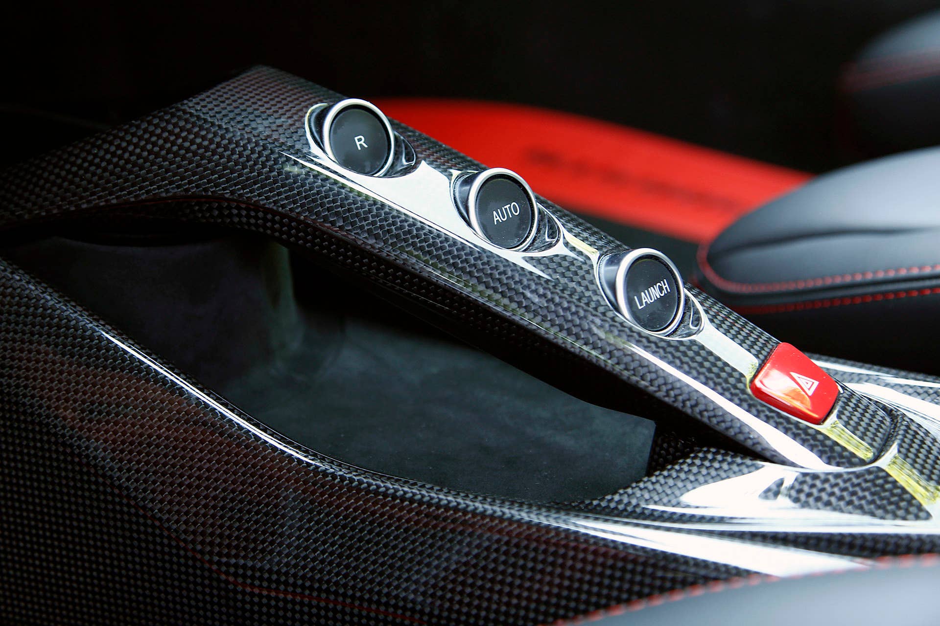 2016 Ferrari 488 GTB transmission controls
