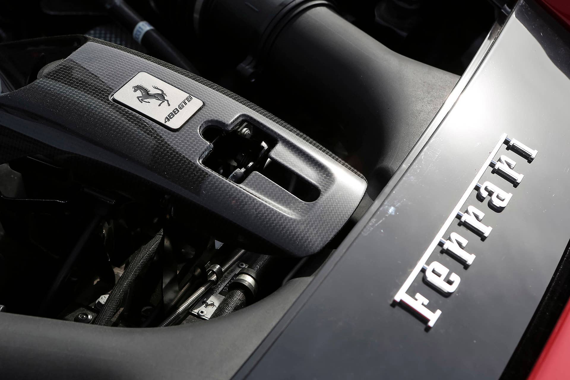 2016 Ferrari 488 GTB engine detail