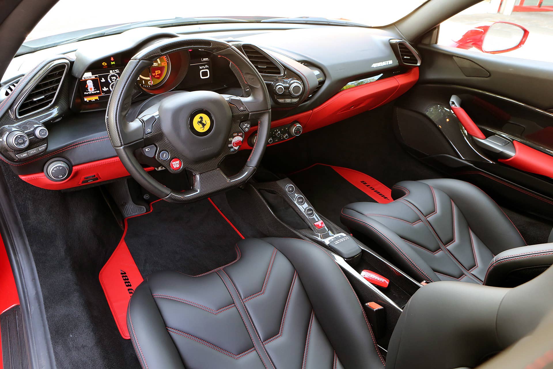 2016 Ferrari 488 GTB interior