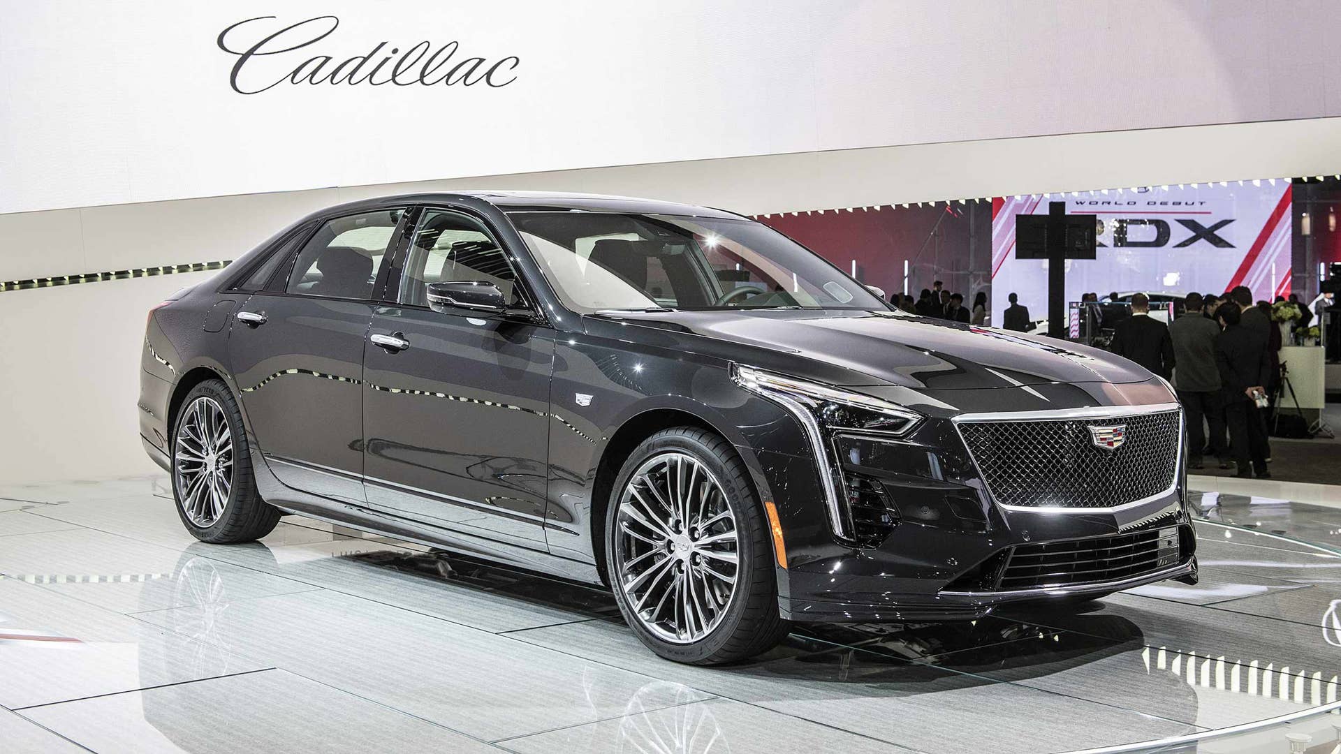 Based on an order guide, AutoVerdict reports the 2020 CT6 will lose the 3.6-liter TT V6 engine.