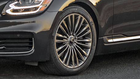 2019 Kia K900