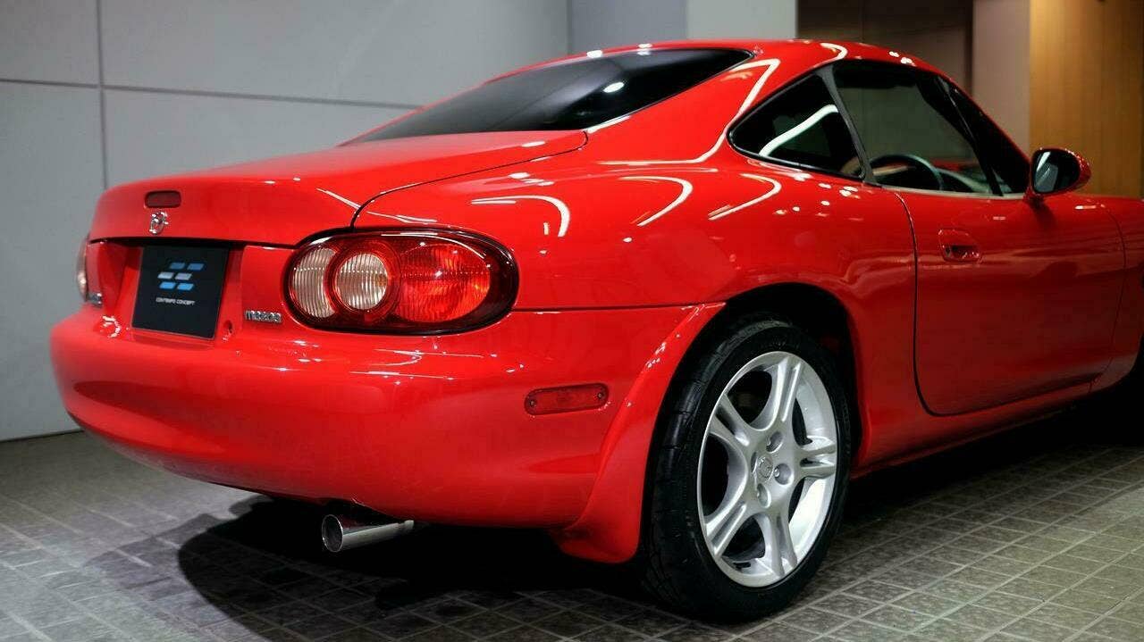 Mazda MX-5 Miata Coupe