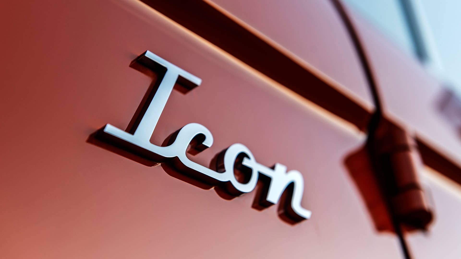 ICON BR Old School Ford Bronco
