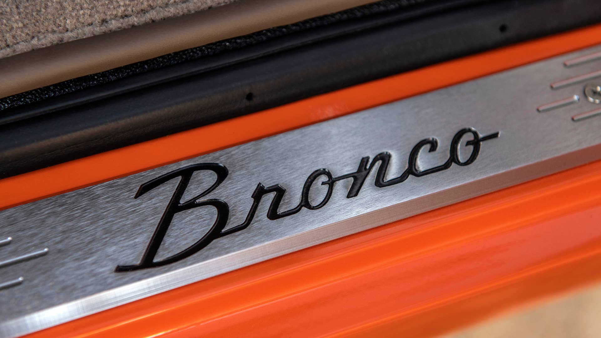 ICON BR Old School Ford Bronco