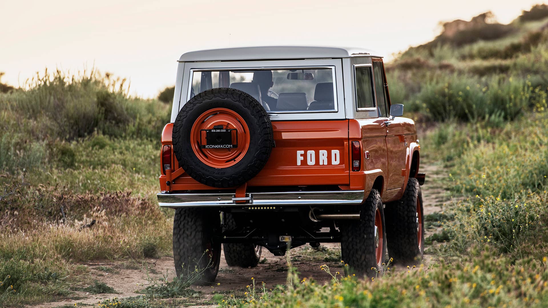 ICON BR Old School Ford Bronco