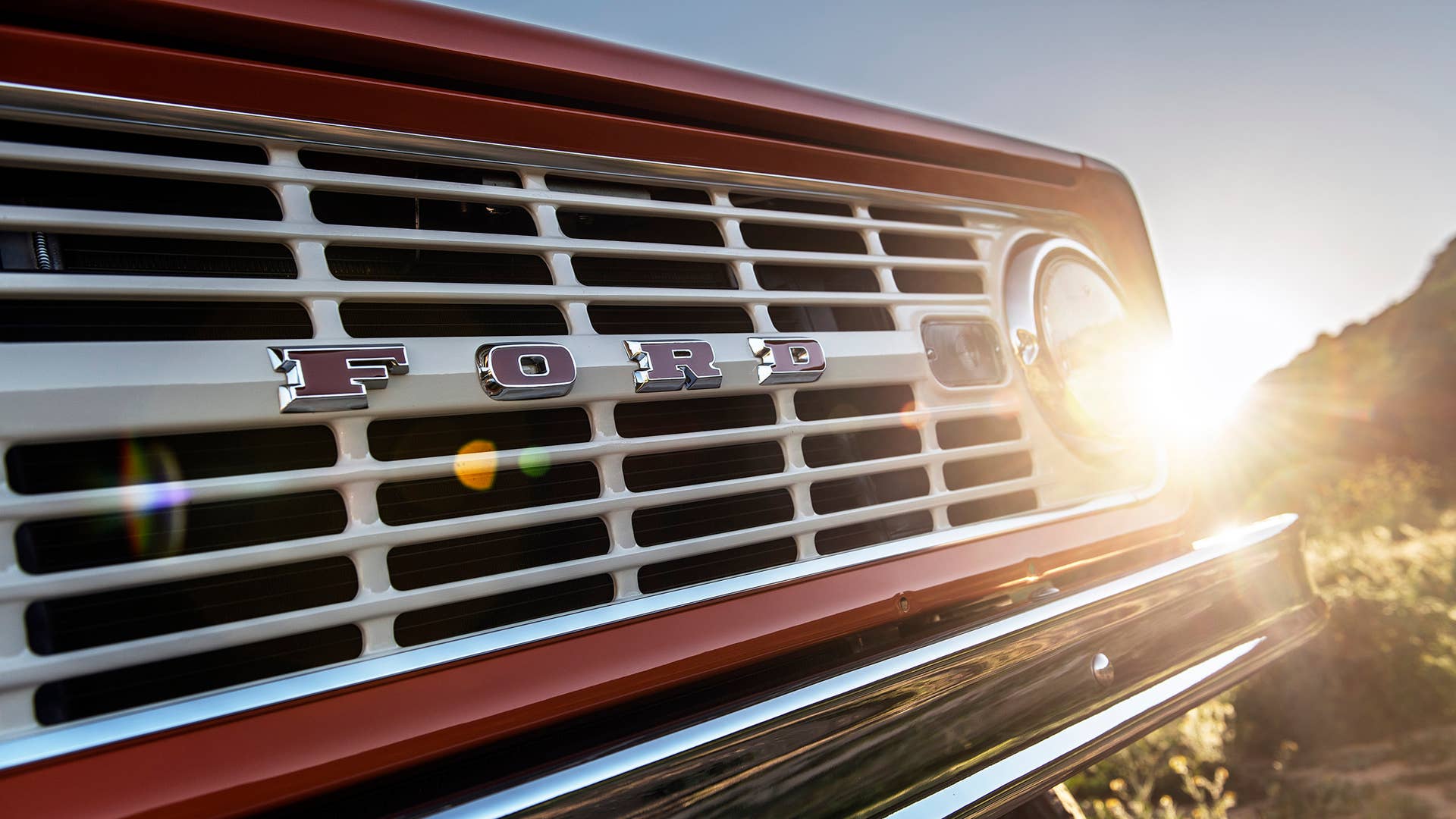 ICON BR Old School Ford Bronco