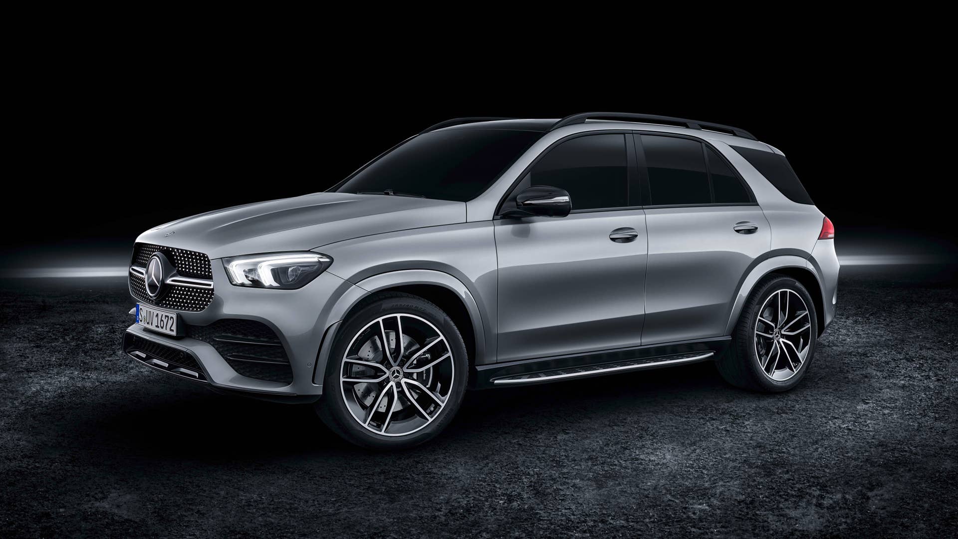2020 Mercedes-Benz GLE 580 front 3/4