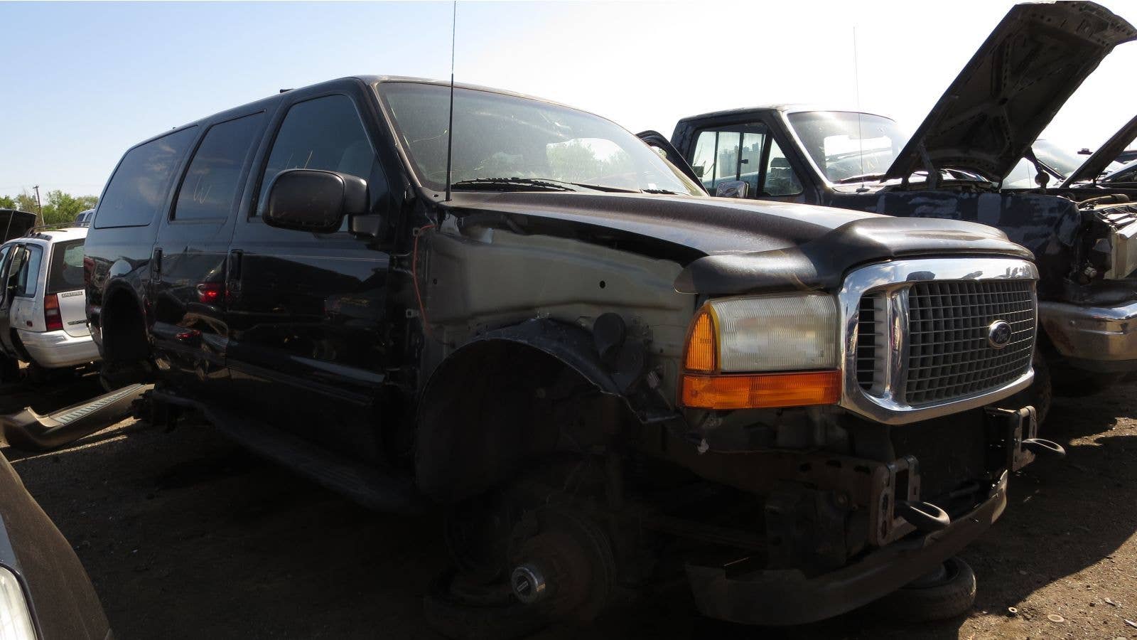 Junkyard Gem: 2000 Ford Excursion XLT - Autoblog