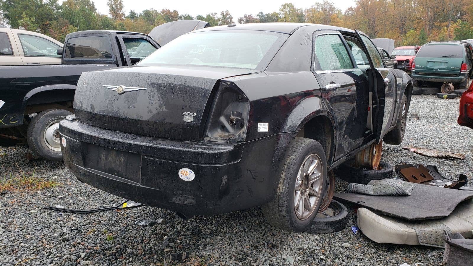 Junked 2006 Chrysler 300C