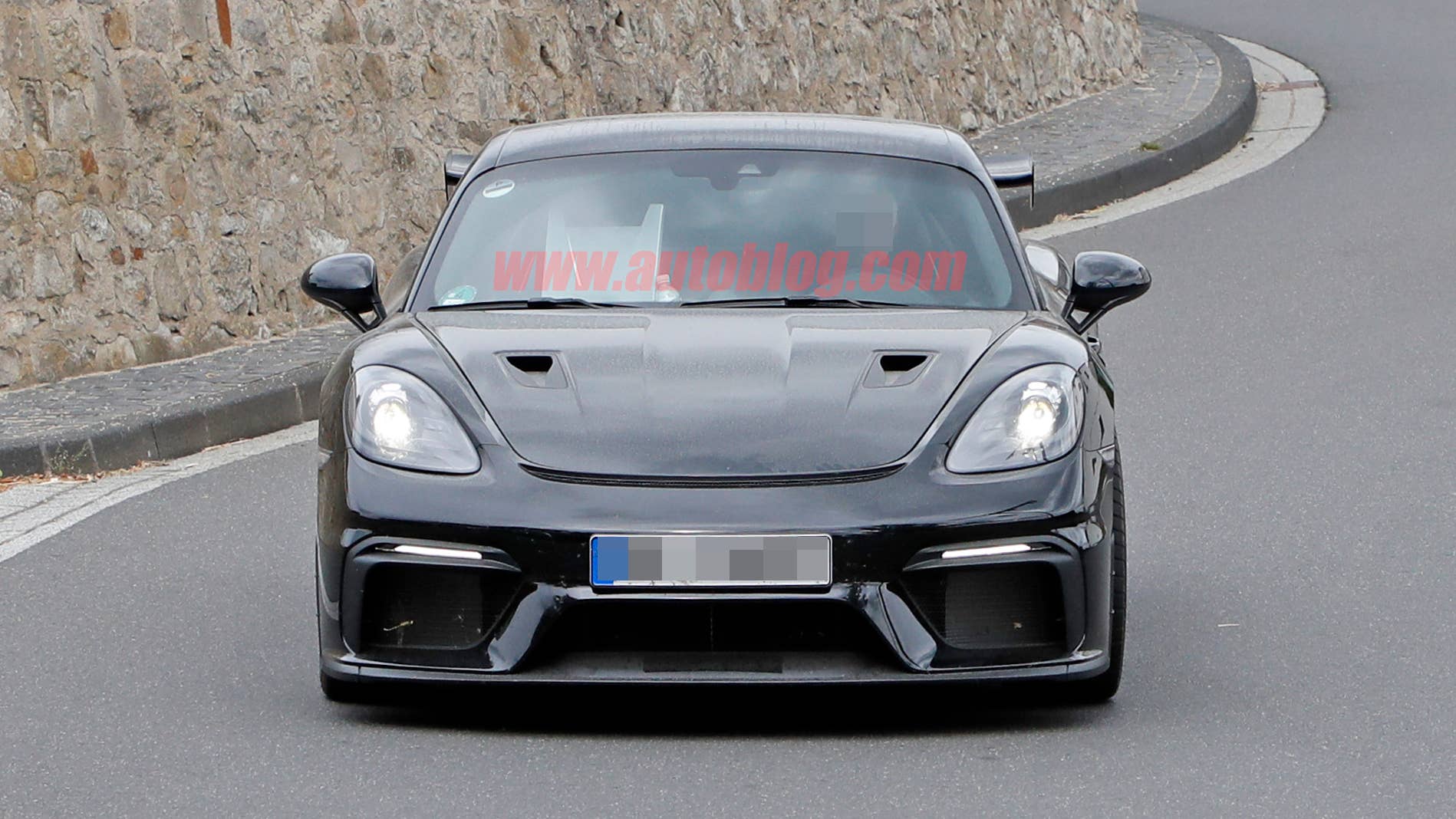 Porsche 718 Cayman GT4 RS in camouflage
