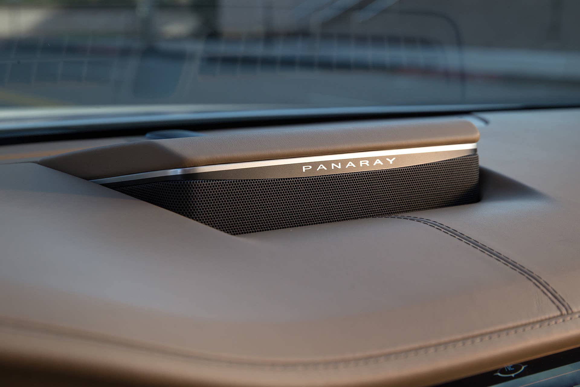 2016 Cadillac CT6 speaker