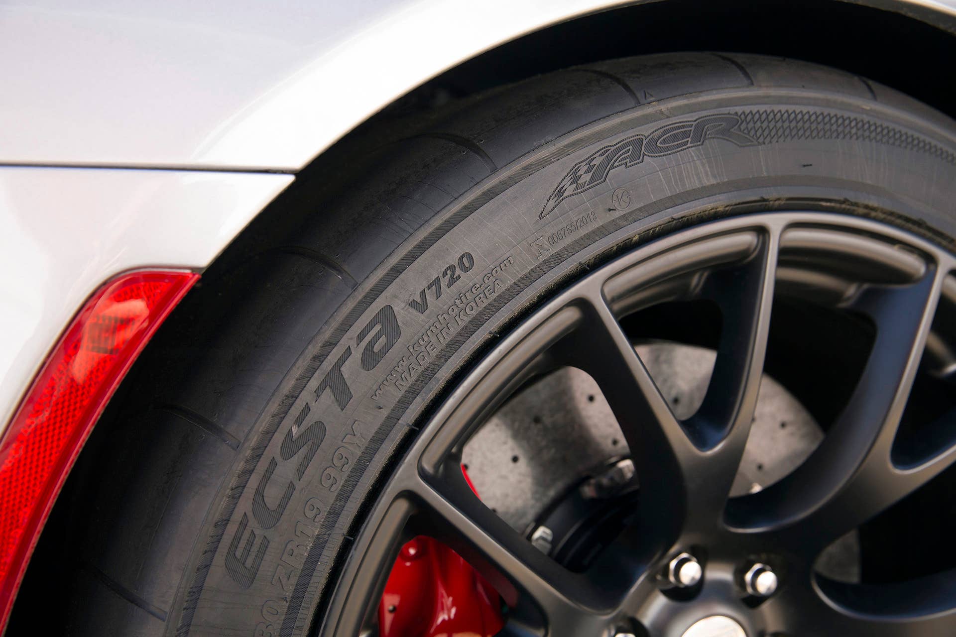 acr kumho ecsta viper dodge tire