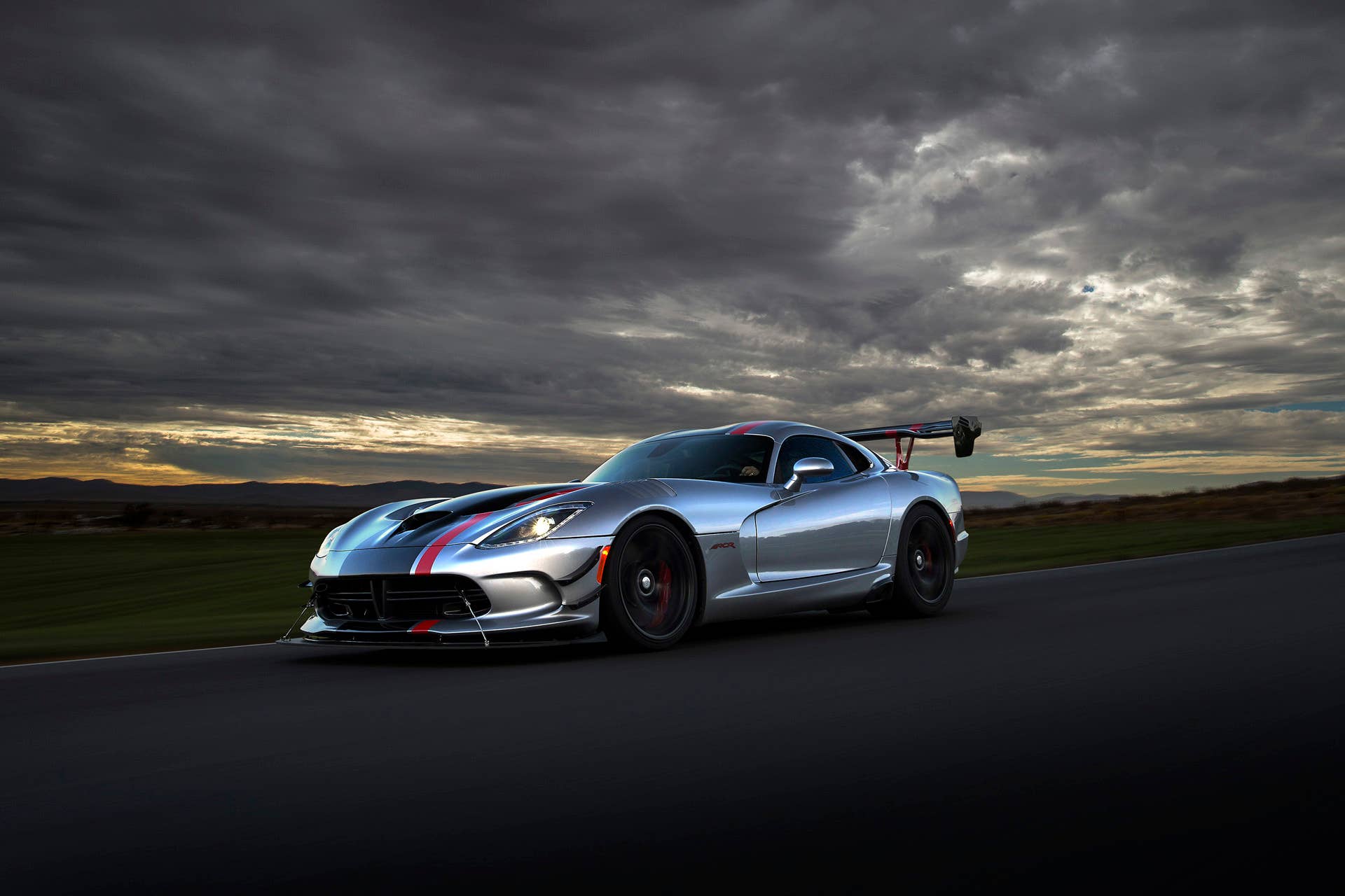 dodge viper sunset action track speed