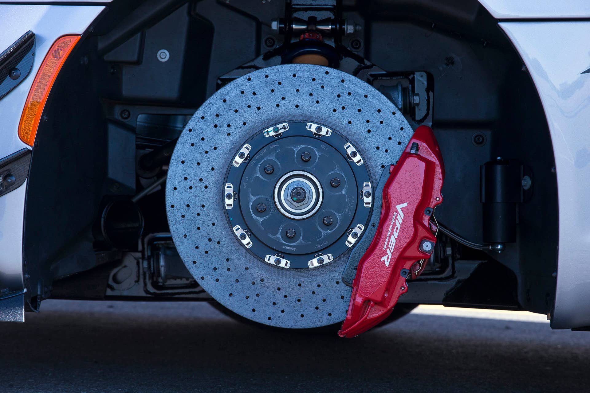 viper dodge acr brakes carbon ceramic