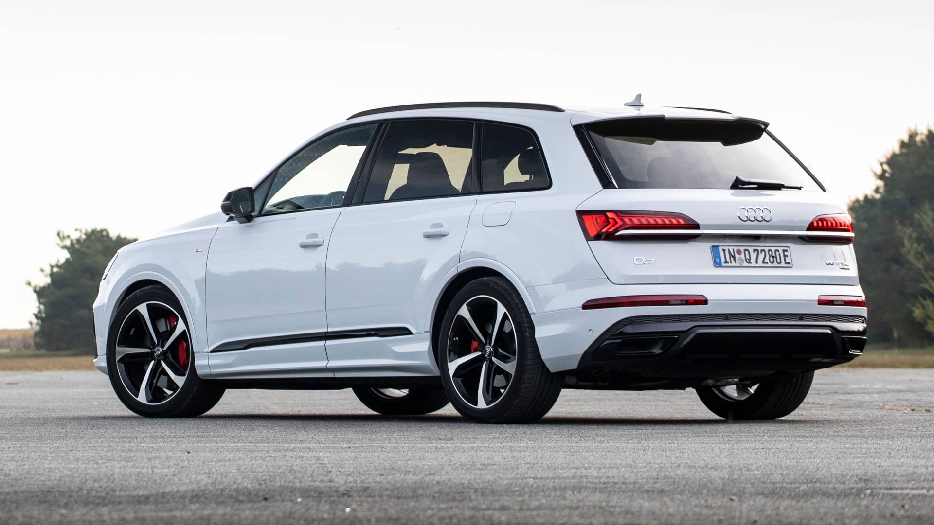 Audi Q7 TFSI e quattro Euro-spec