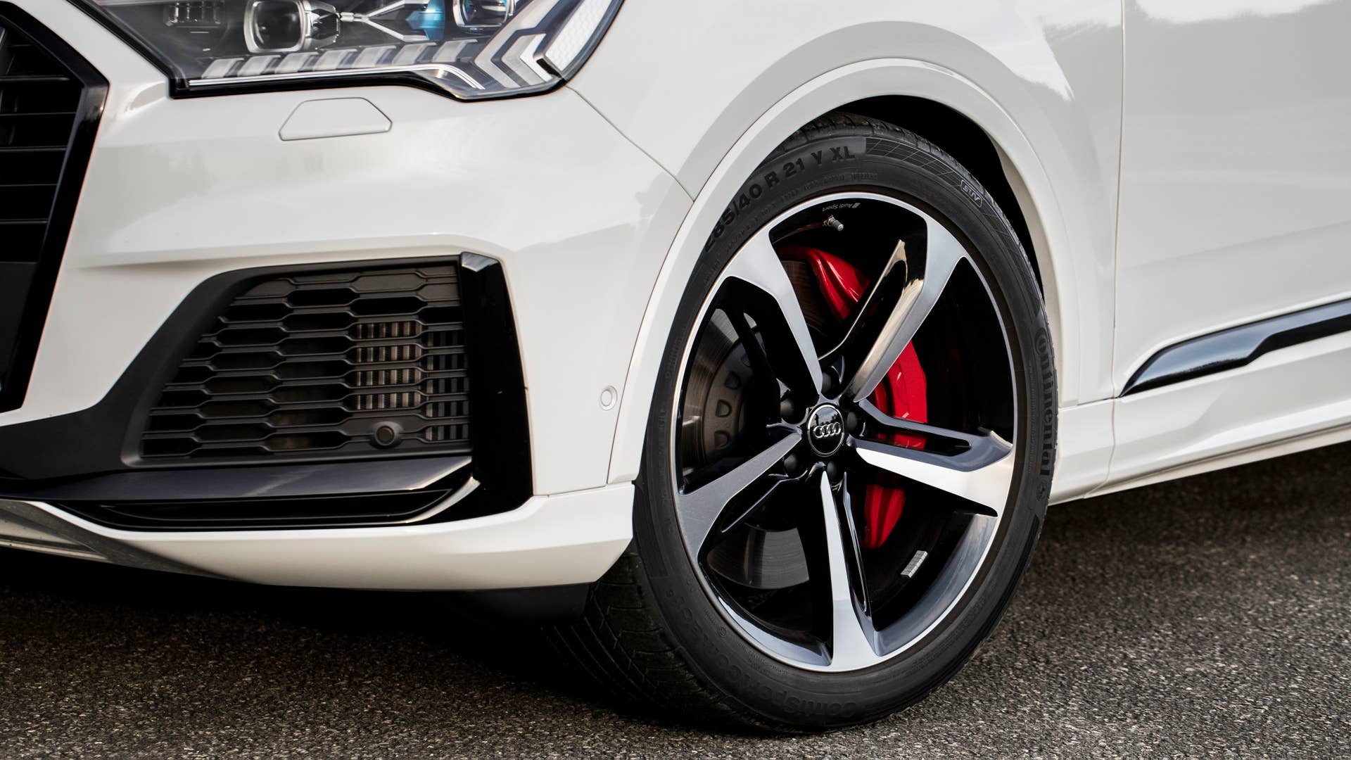 Audi Q7 TFSI e quattro Euro-spec
