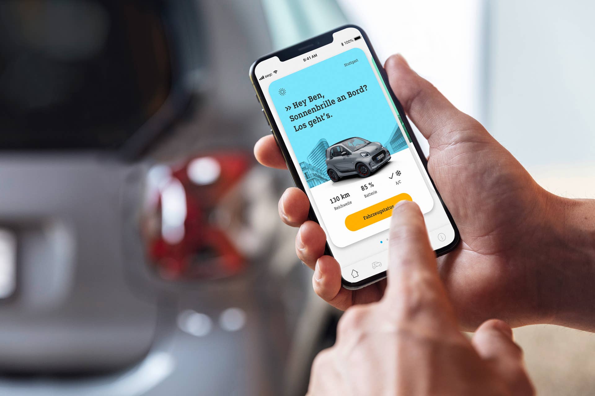 „ready to share“: Teilen leicht gemacht / smart „ready to share“ macht privates Carsharing einfach, sicher und unkompliziert. Drei Faktoren machen smart „ready to share” dabei einzigartig: die Sicherheit einer vom Hersteller zur Verfügung gestellten Lösung, die vollständige Kontrolle des Fahrzeugbesitzers als alleiniger Administrator und Entscheider sowie die einfache und kostengünstige Handhabung. smart „ready to share“ makes private car sharing simple, safe and straightforward. Three factors make smart "ready  to share" unique: the safety and security of a solution provided by the manufacturer, complete control by the vehicle owner as the sole administrator and decision-maker, and simple and inexpensive handling.