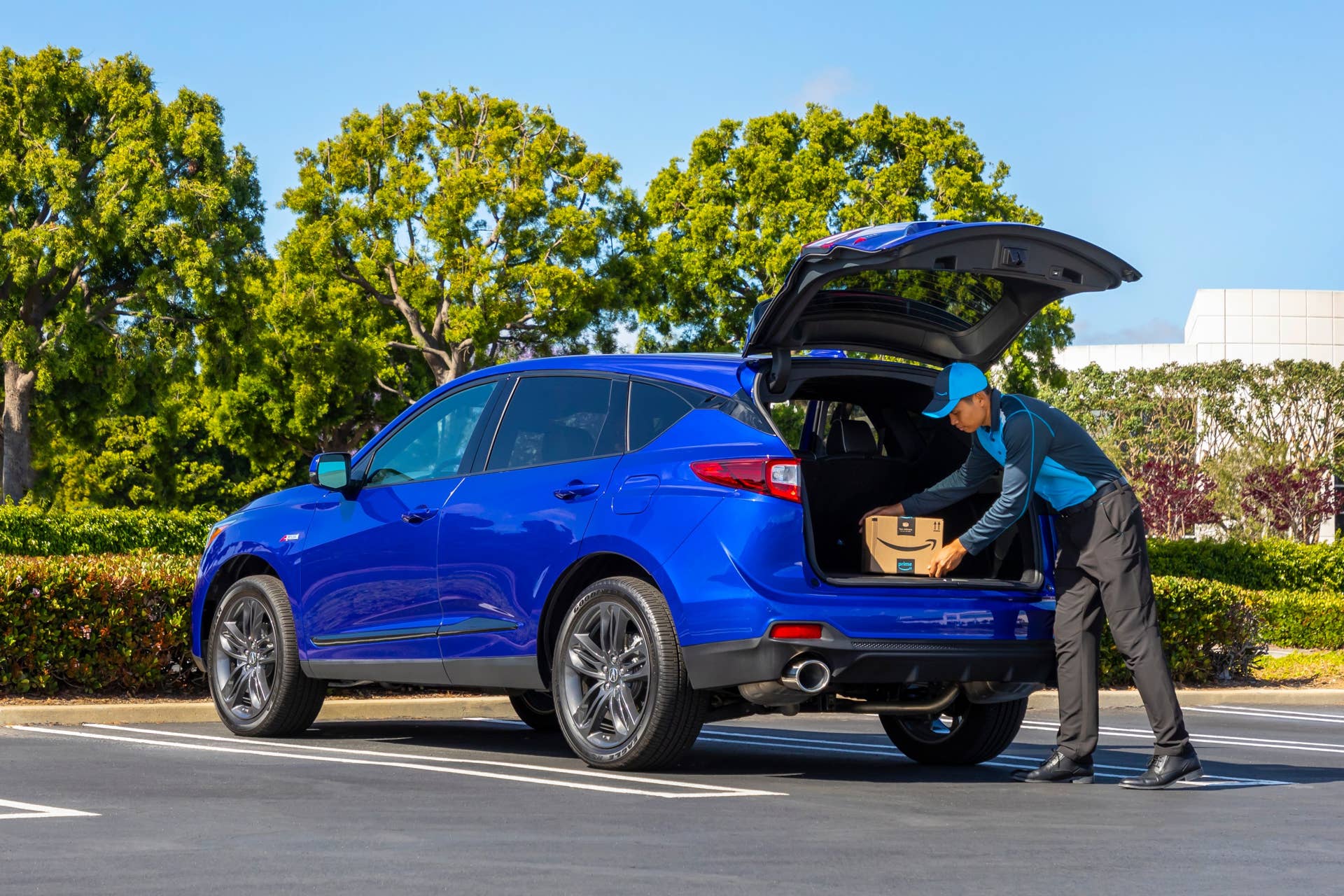 Key by Amazon In-Car Delivery now available on the third-generation RDX through AcuraLink®