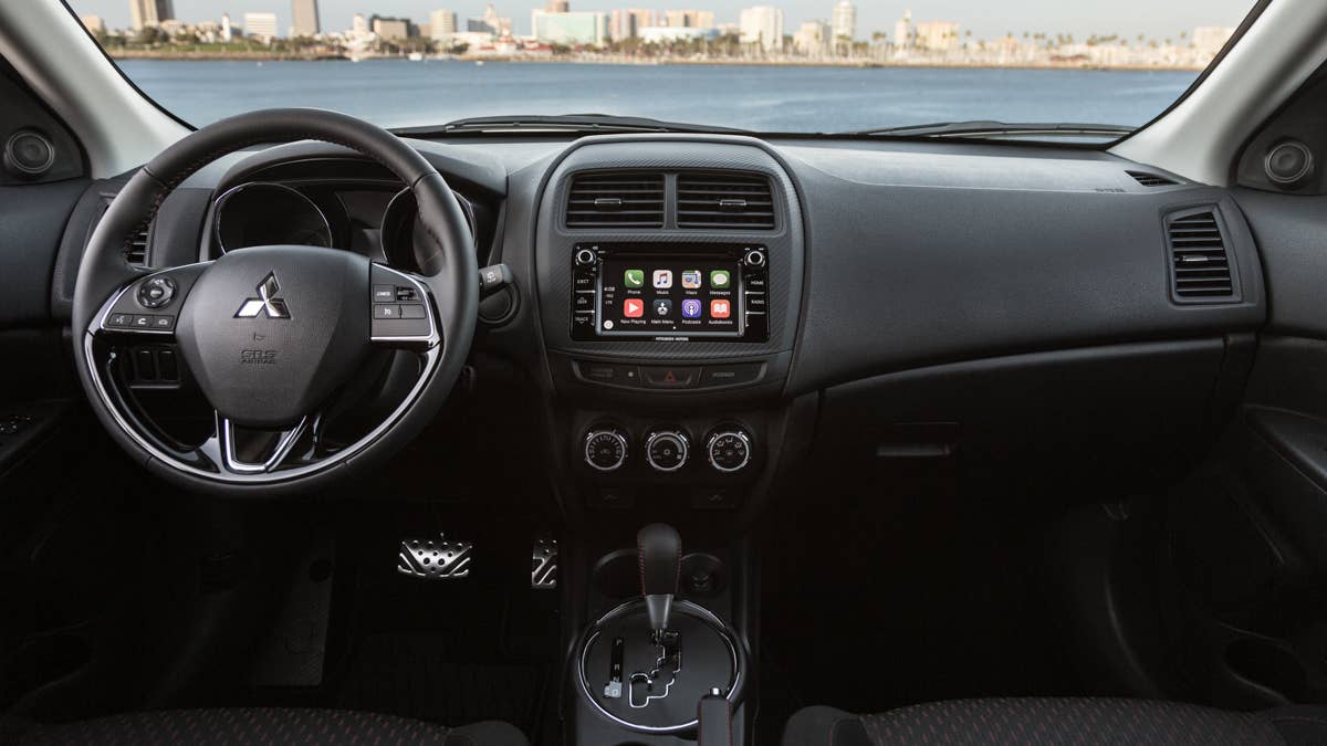 2017 Mitsubishi Outlander Sport Limited Edition dash