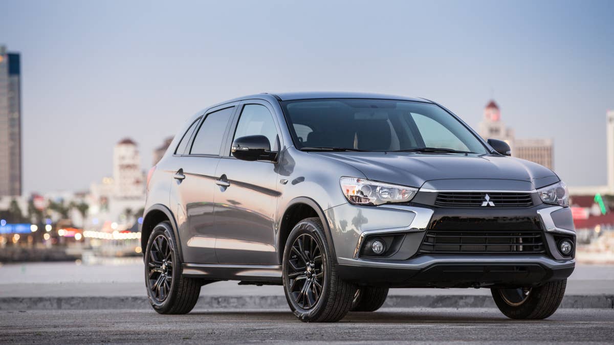 2017 Mitsubishi Outlander Sport Limited Edition front 3/4