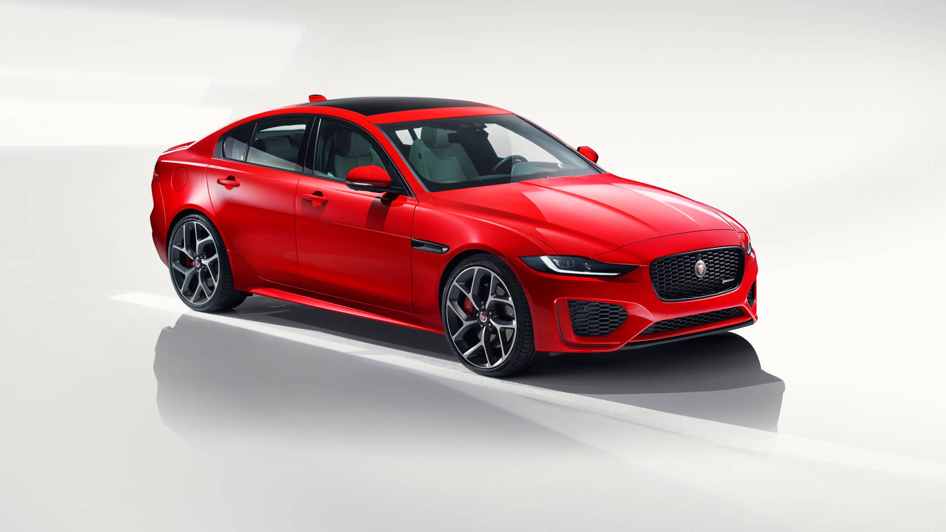 2020 Jaguar XE