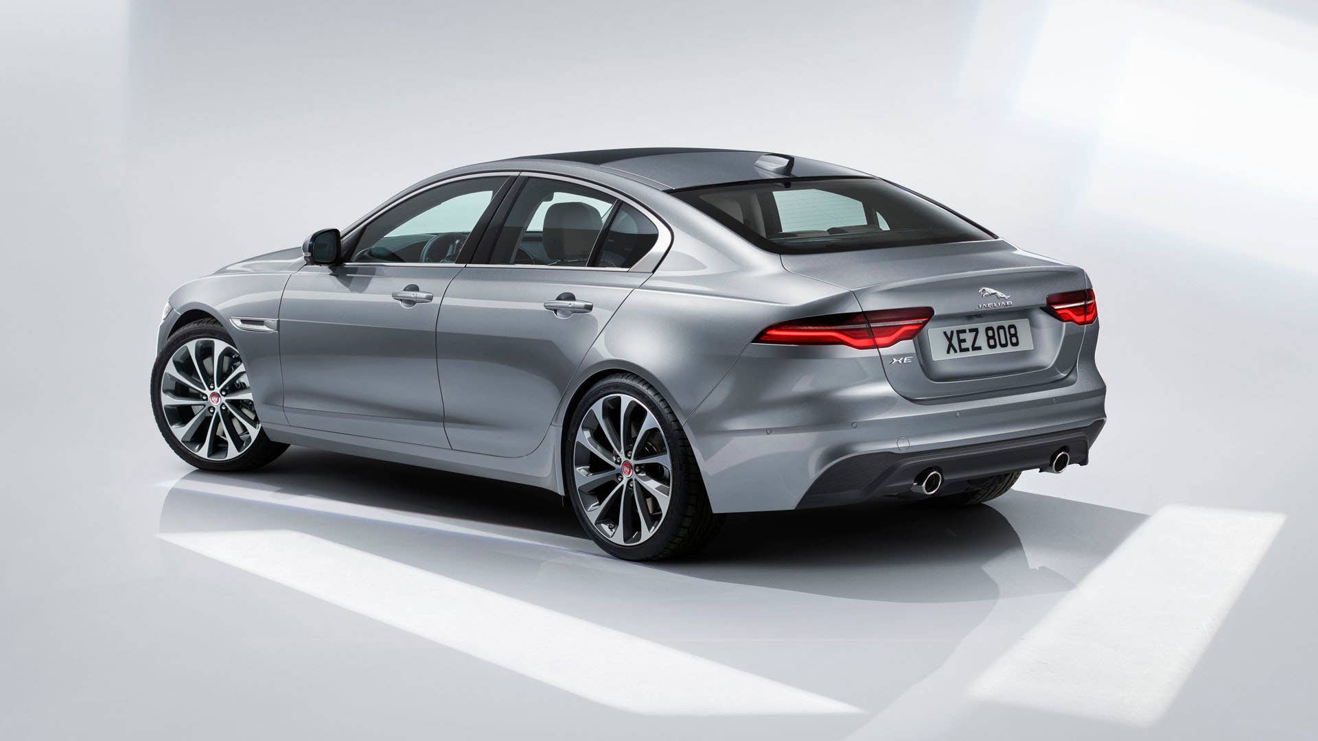 2020 Jaguar XE