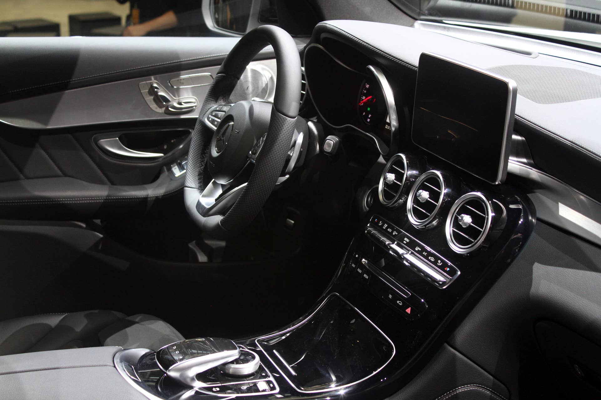 2016 Mercedes-Benz GLC 250d interior, opposite view.