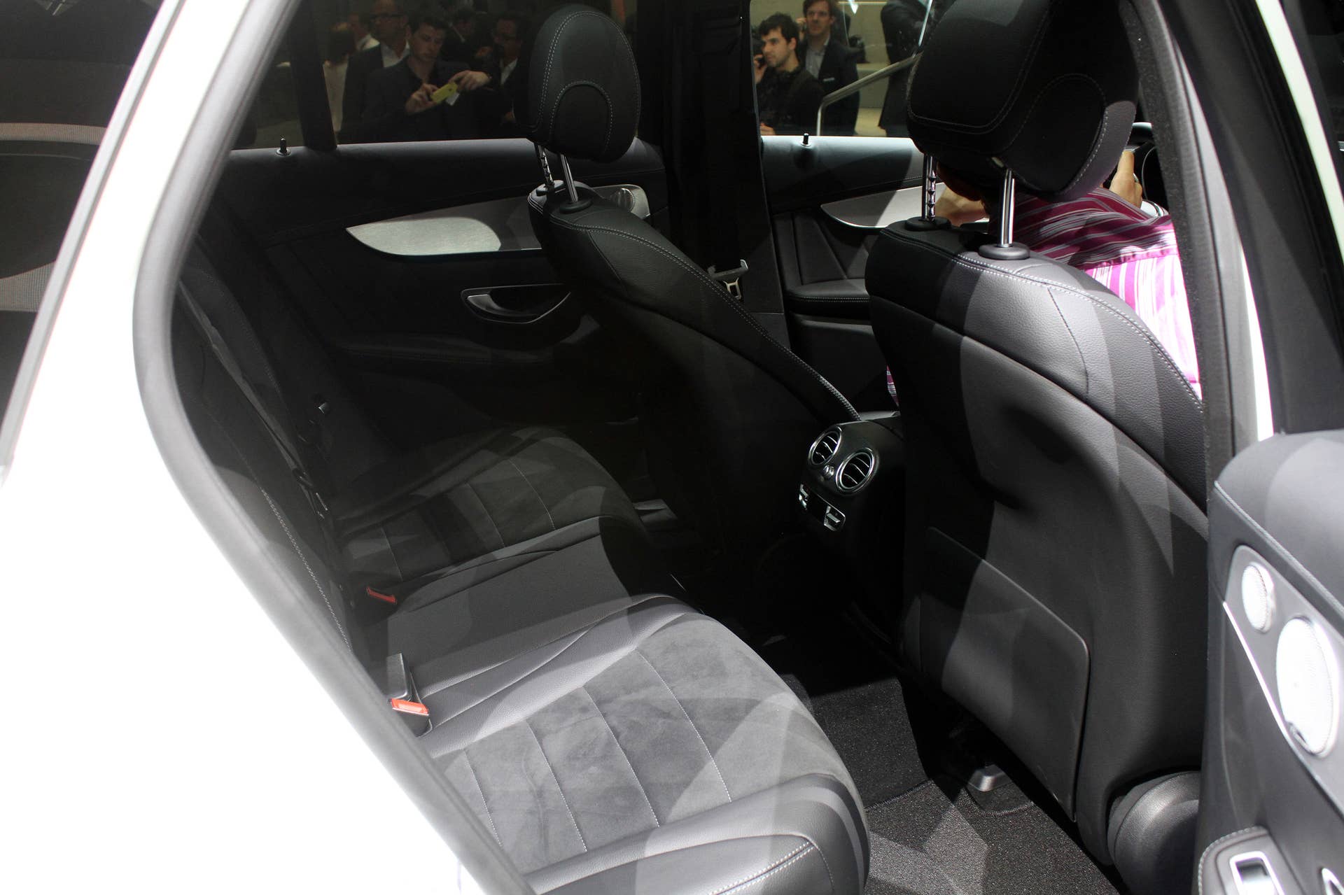2016 Mercedes-Benz GLC 250d rear quarters.