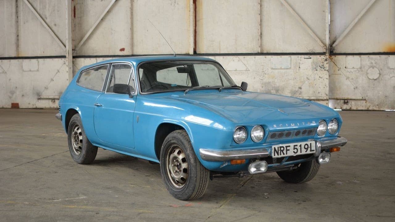 A four-wheel-drive prototype version of the Reliant Scimitar.