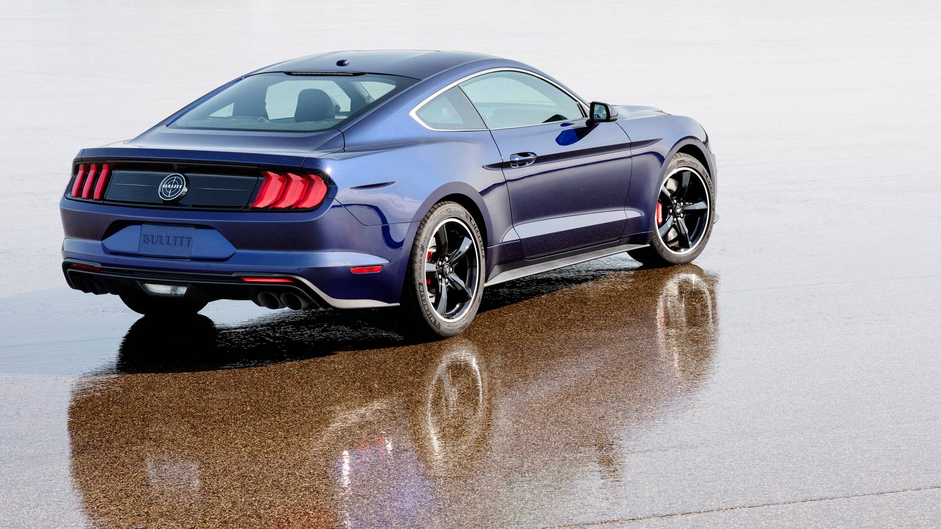 Ford is turning its iconic Dark Highland Green Mustang Bullitt Kona Blue to help benefit Juvenile Diabetes Research Foundation, and one lucky raffle participant will drive home in this one-of-a-kind Mustang.