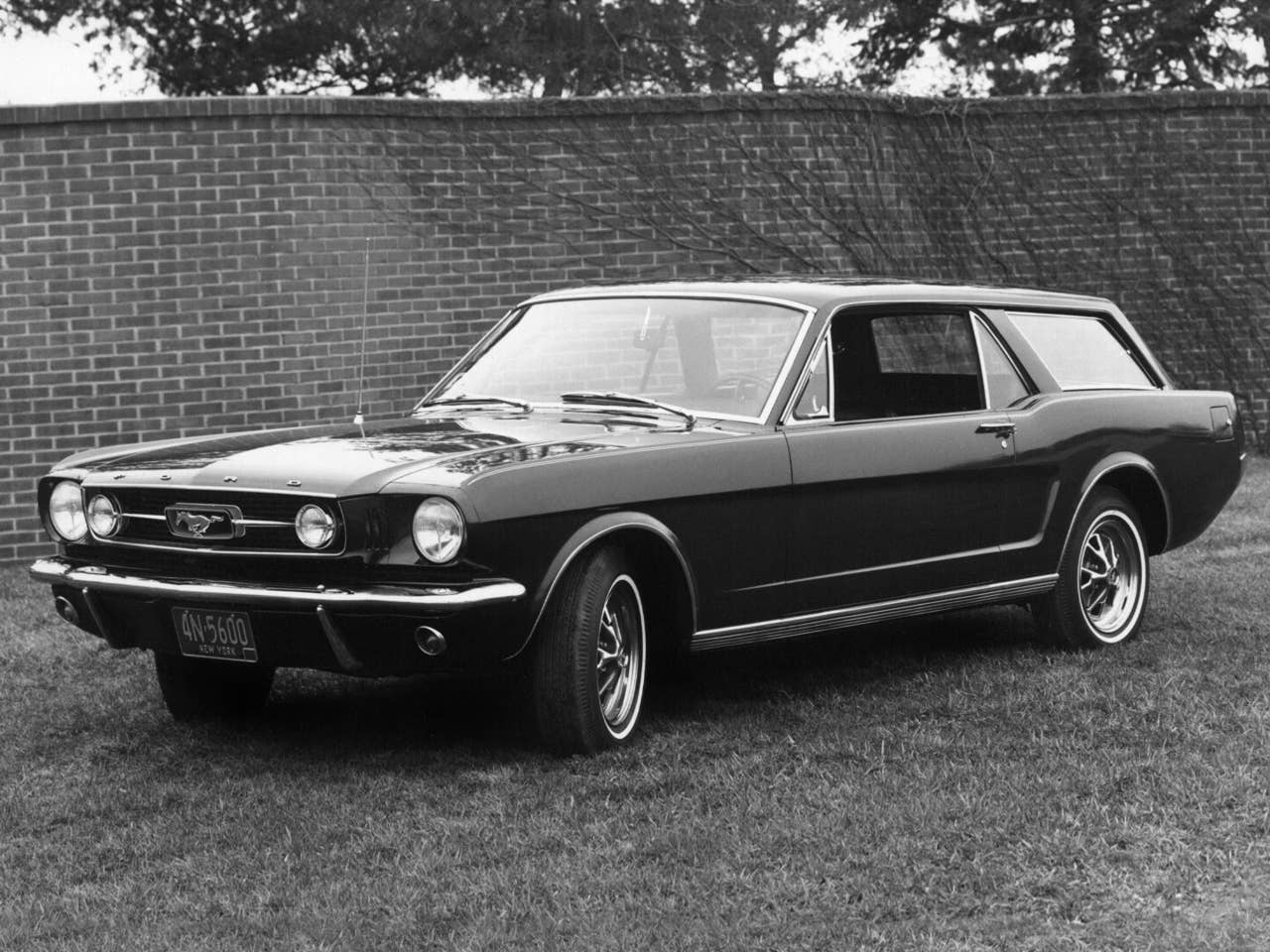 Intermeccanica Ford Mustang