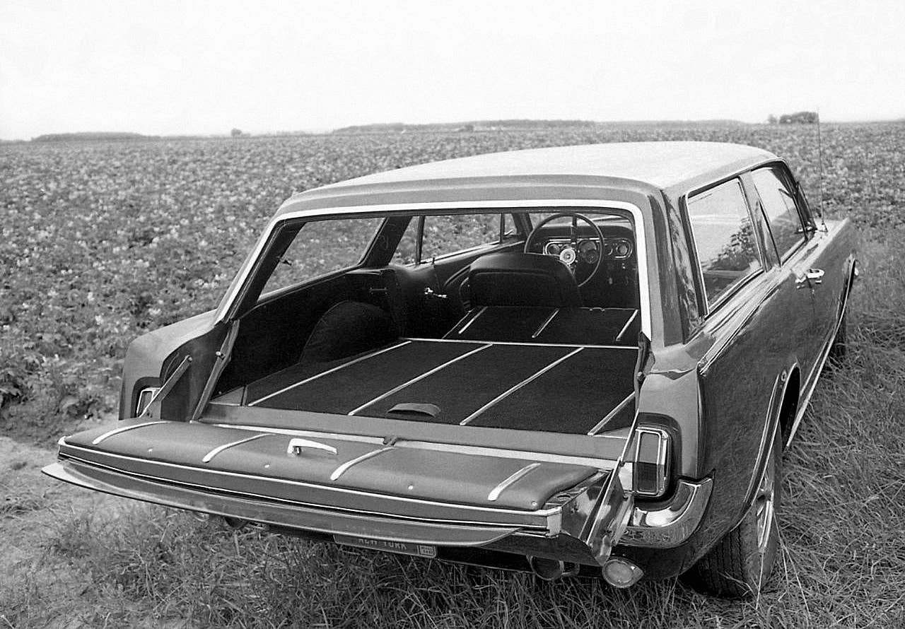 Intermeccanica Ford Mustang