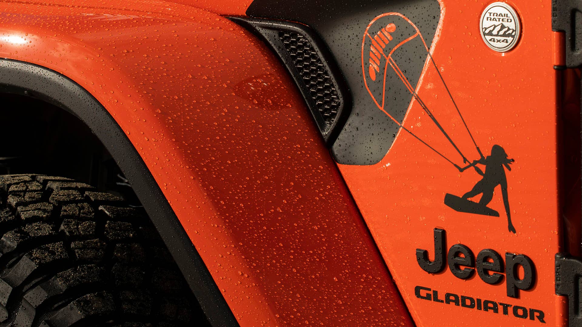 New 2020 Jeep® Wrangler and Gladiator “Three O Five” Edition models debut at Miami Auto Show ES:  Jeep presenta los modelos Wrangler y Gladiator edición especial “Three O Five” en el Salón de Miami