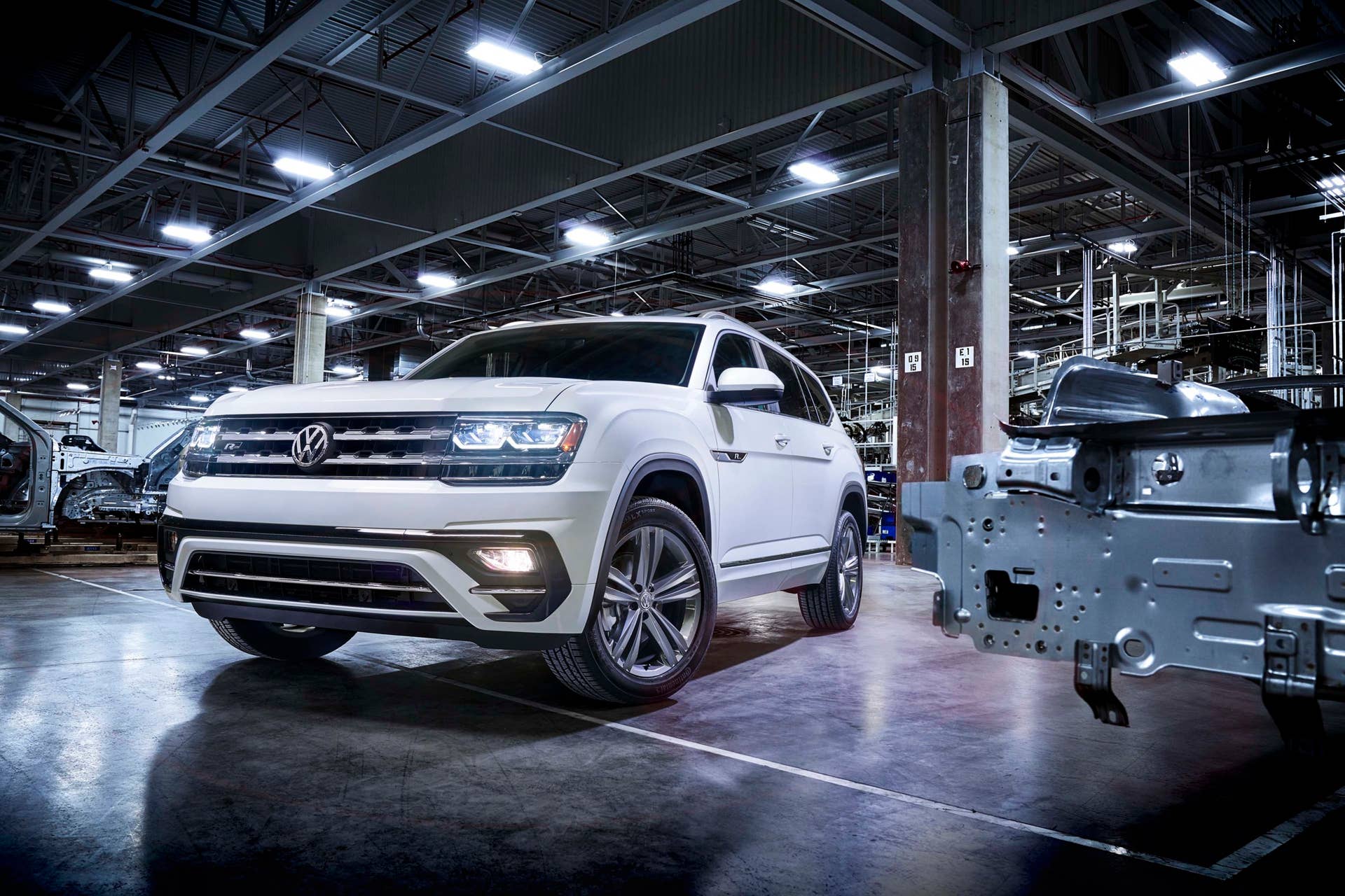 2018 Atlas R-Line factory