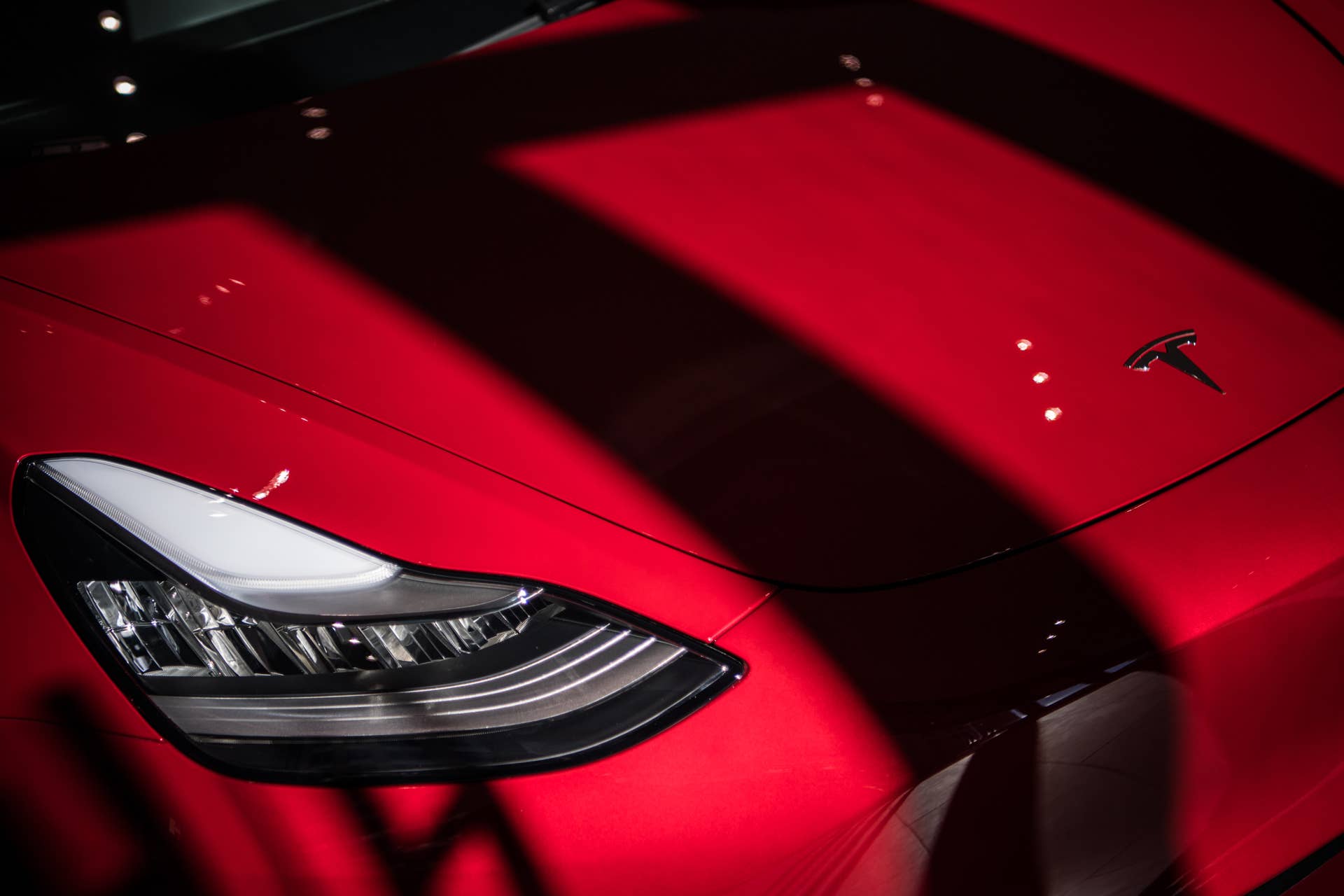Tesla Model 3 front 3/4 view