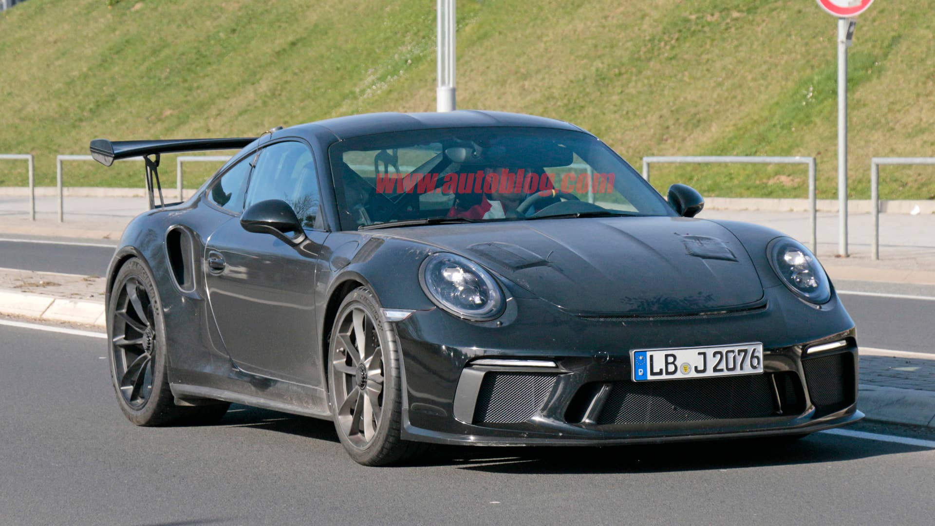 2018 Porsche 911 GT3 RS spy shots