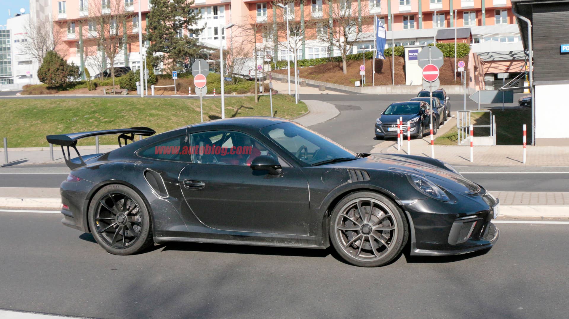 2018 Porsche 911 GT3 RS spy shots