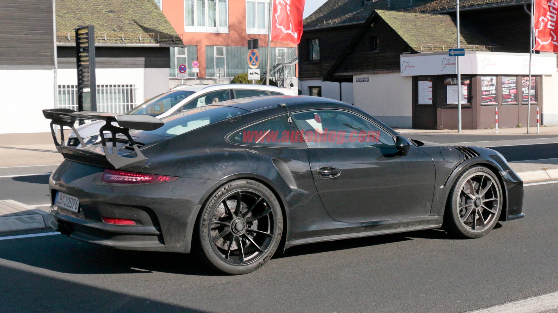 2018 Porsche 911 GT3 RS spy shots