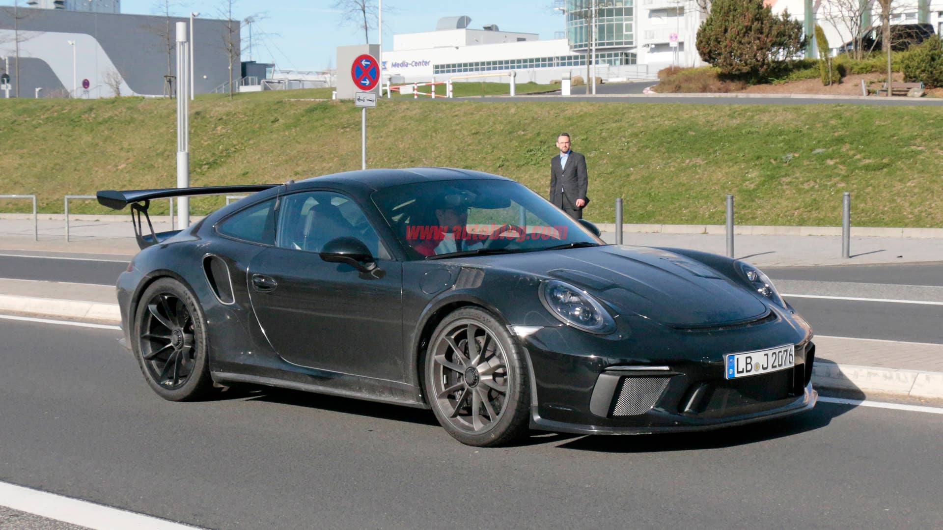 2018 Porsche 911 GT3 RS spy shots