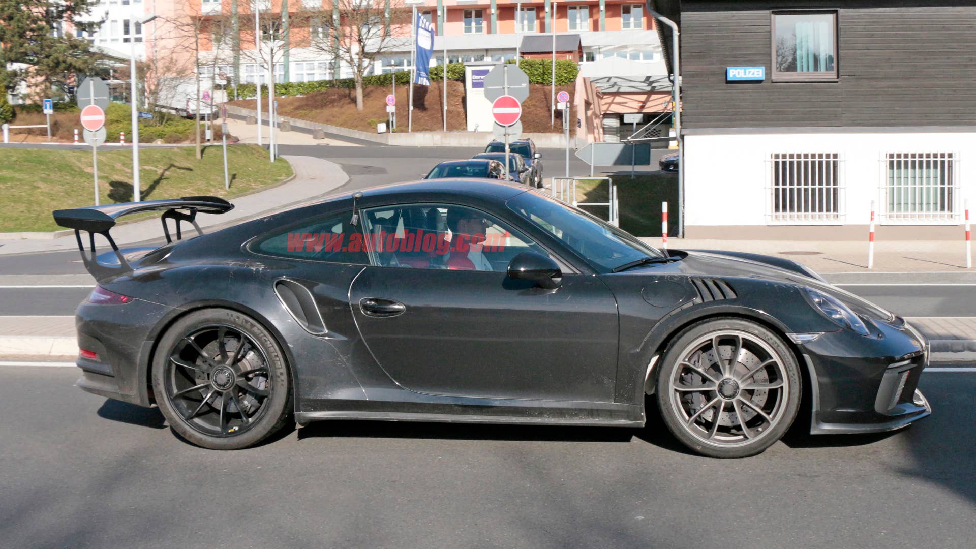 2018 Porsche 911 GT3 RS spy shots