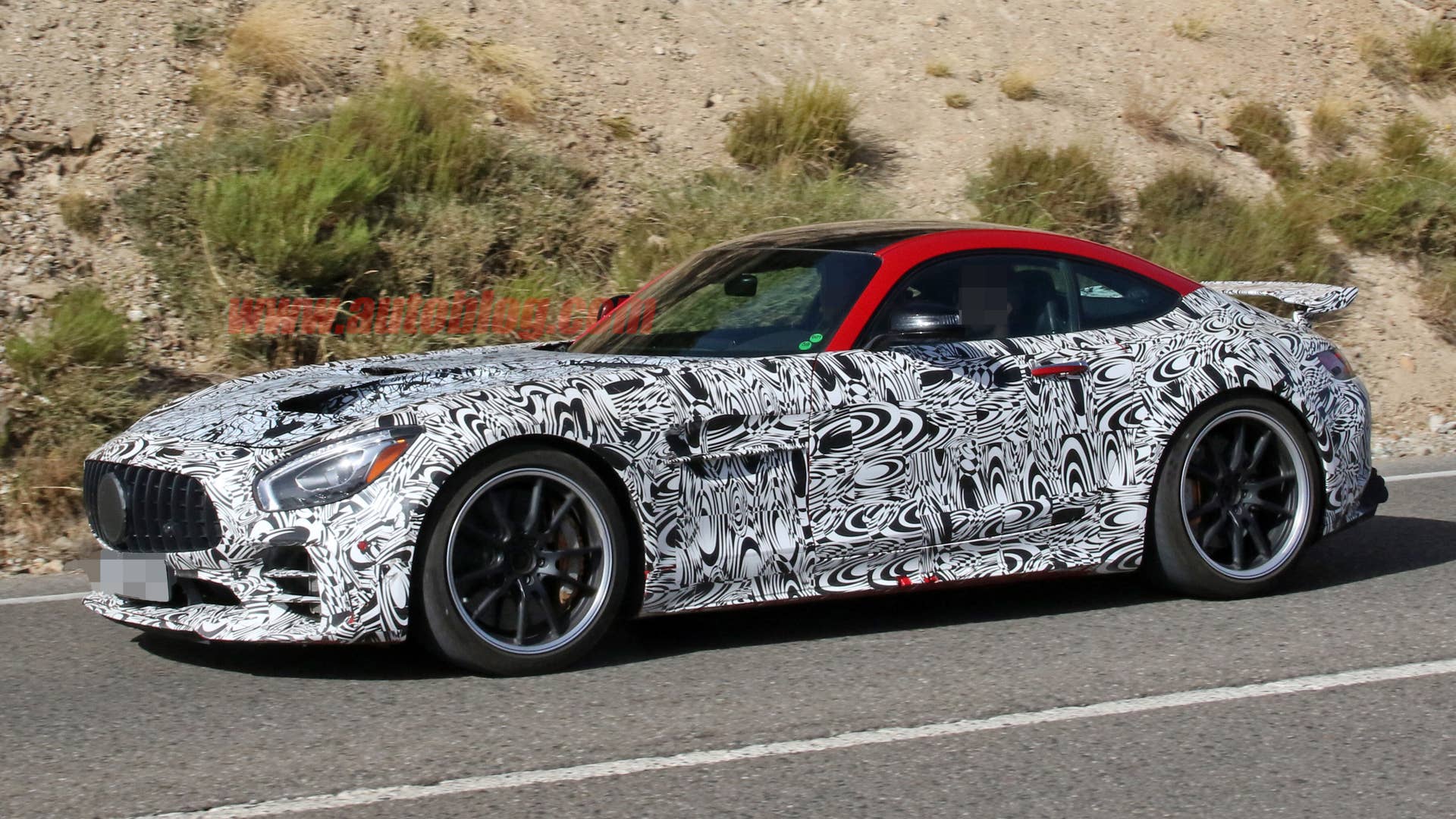 Mercedes-AMG GT R Black Series in camouflage