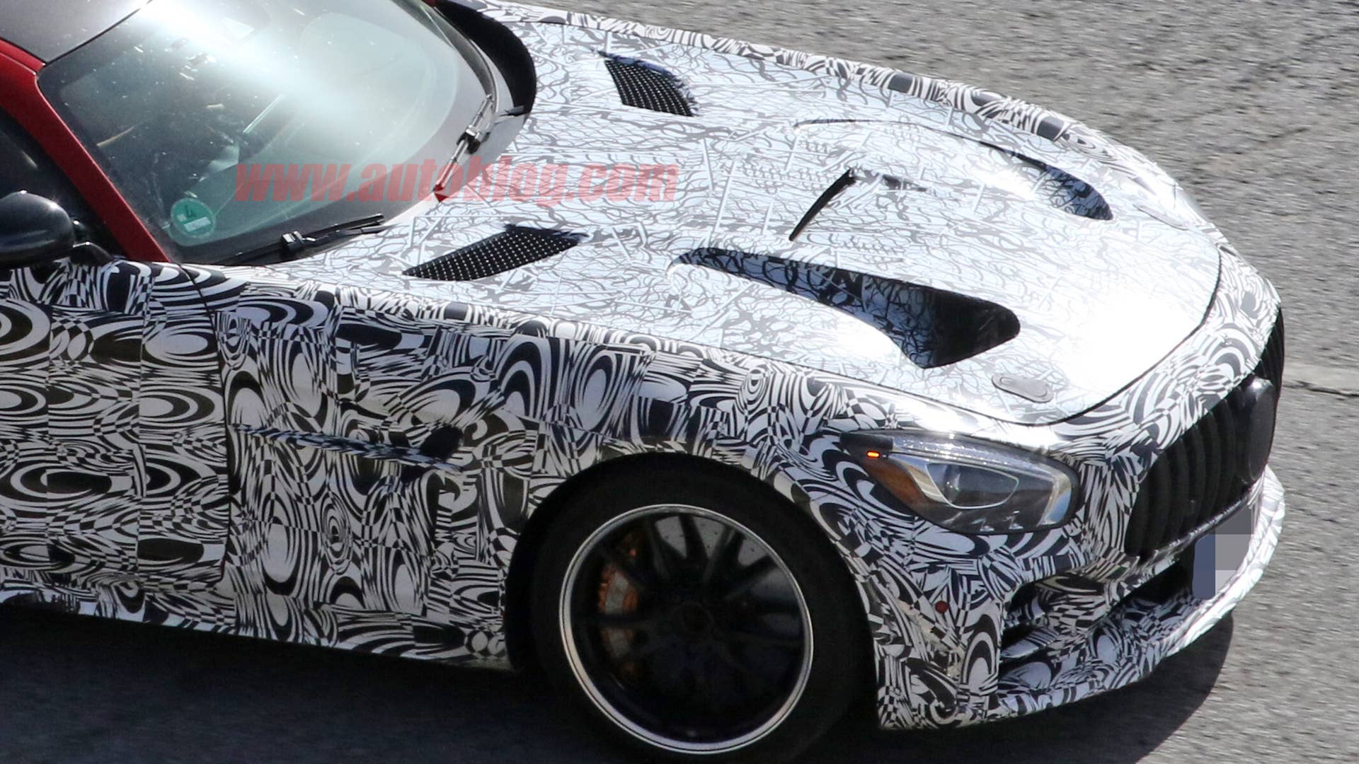 Mercedes-AMG GT R Black Series in camouflage