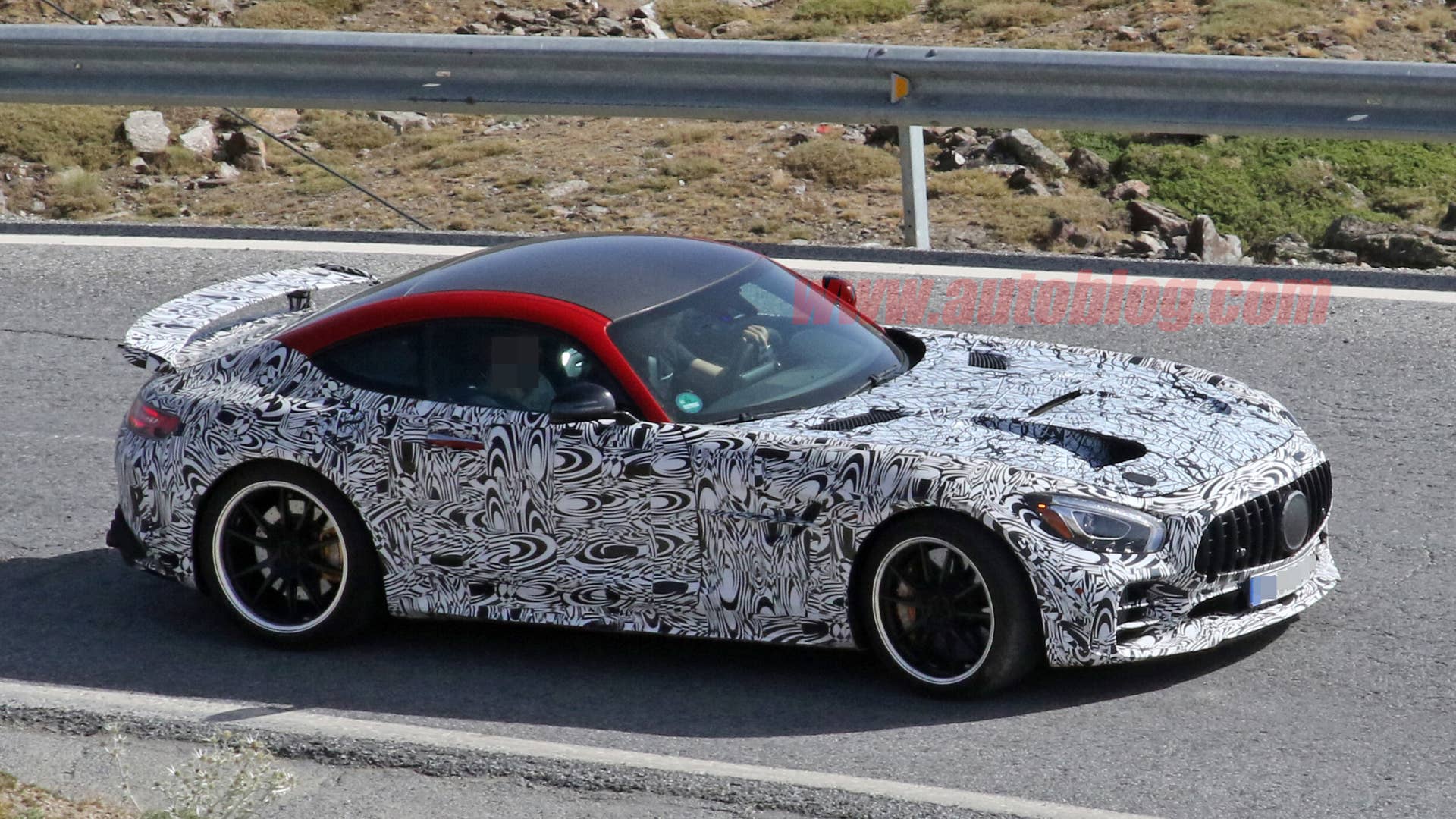 Mercedes-AMG GT R Black Series in camouflage