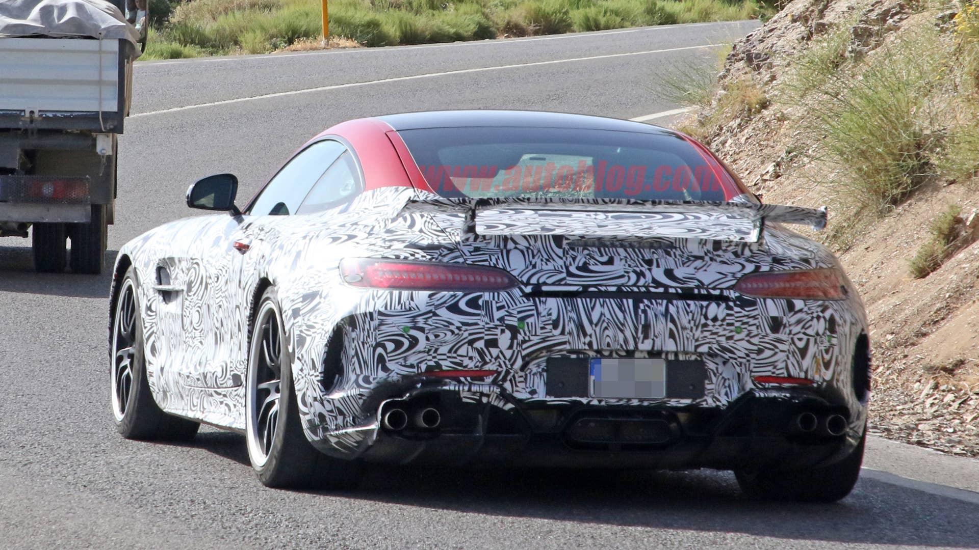 Mercedes-AMG GT R Black Series in camouflage